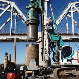 Drilled piles in pipe casing